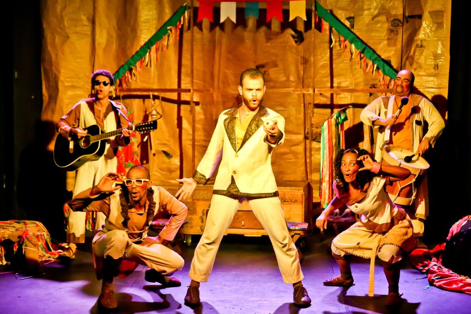 Oficina Remendando o Boi no SESI Itapetininga