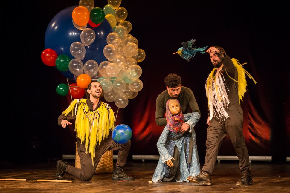 Sesi Itapetininga Recebe a Peça Pelos 4 Cantos do Mundo 