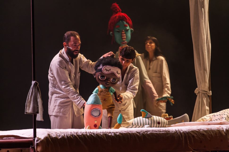 Teatro do Sesi Itapetininga recebe 4 apresentações gratuitas da peça infantil “Tatá – O Travesseiro”