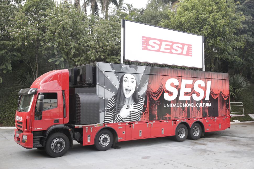 SESI-SP TRAZ PARA ITAPETININGA SUA UNIDADE MÓVEL DE CULTURA 