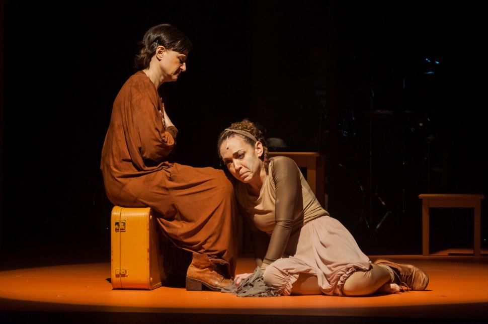 Espetáculo “A Hora da Estrela ou O Canto de Macabéa”, no SESI Itapetininga 