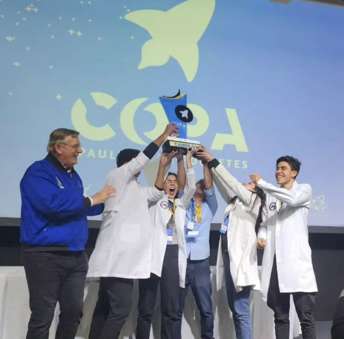 ESTUDANTES DO SESI ITAPETININGA VENCEM A COPA PAULISTA DE FOGUETES