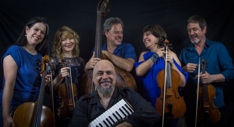 Toninho Ferragutti e Quinteto de Cordas apresenta "De Sol a Sol" no SESI Itapetininga