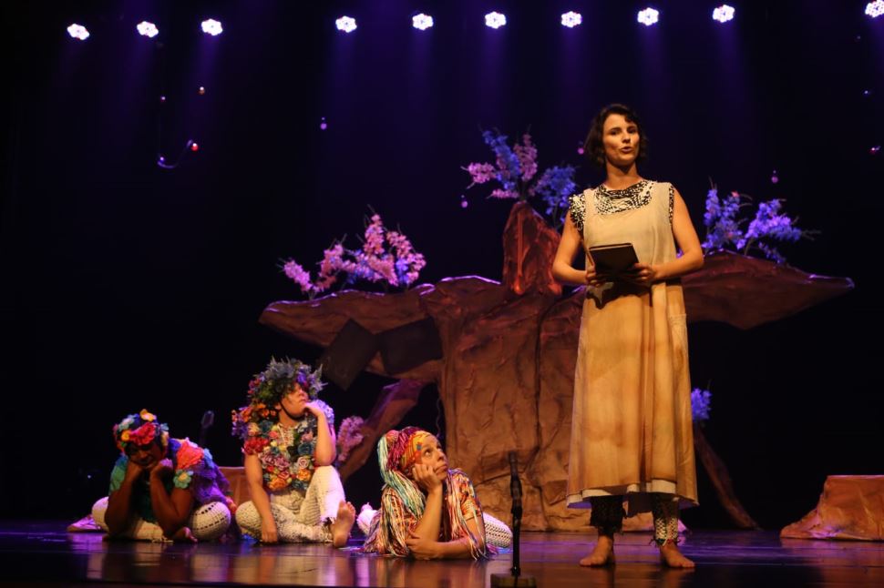 ‘Cora, Doce Poesia’ chega ao palco do Teatro SESI Itapetininga e contará com um intérprete de Libras