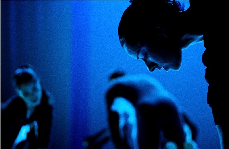 SESI JAÚ APRESENTA A EXPOSIÇÃO AS CORES DO PALCO