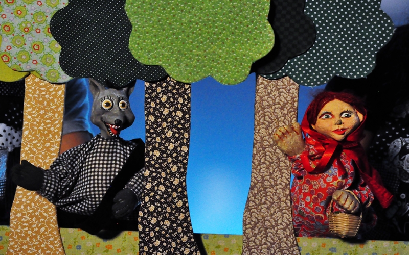 Espetáculo no SESI Jundiaí traz proposta de brincar com os clássicos infantis