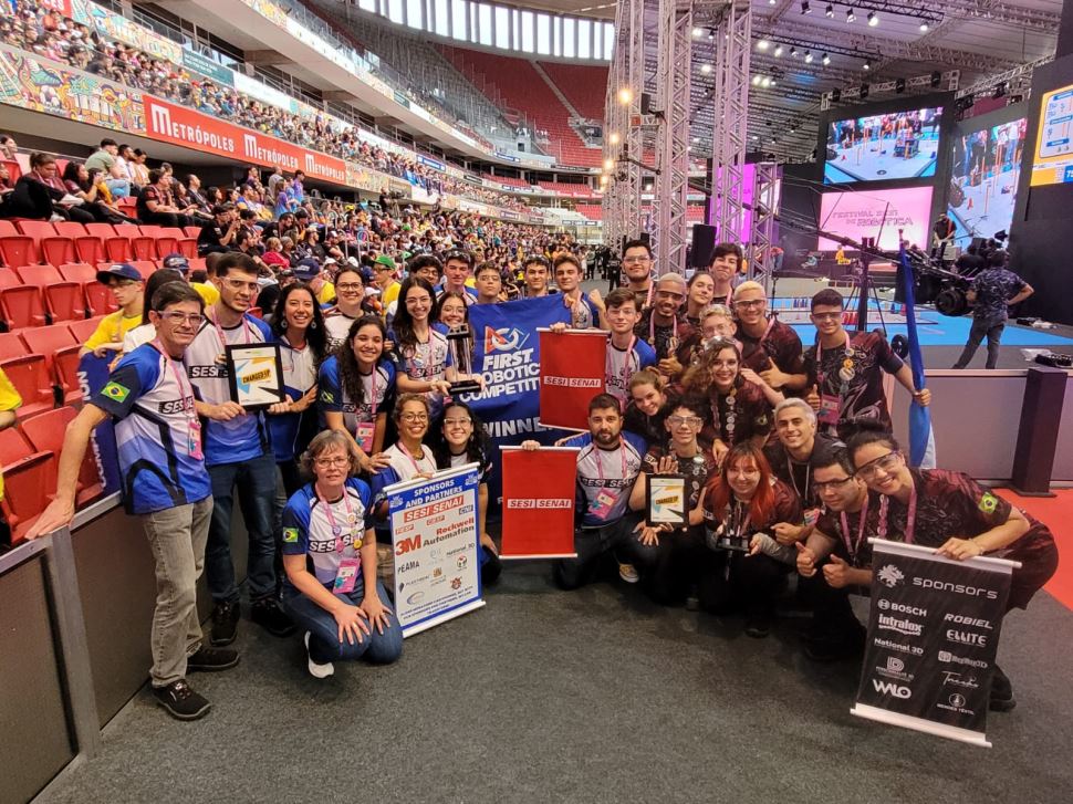 Equipe de Robótica do SESI Jundiaí vence nacional em Brasília e disputará mundial nos Estados Unidos 