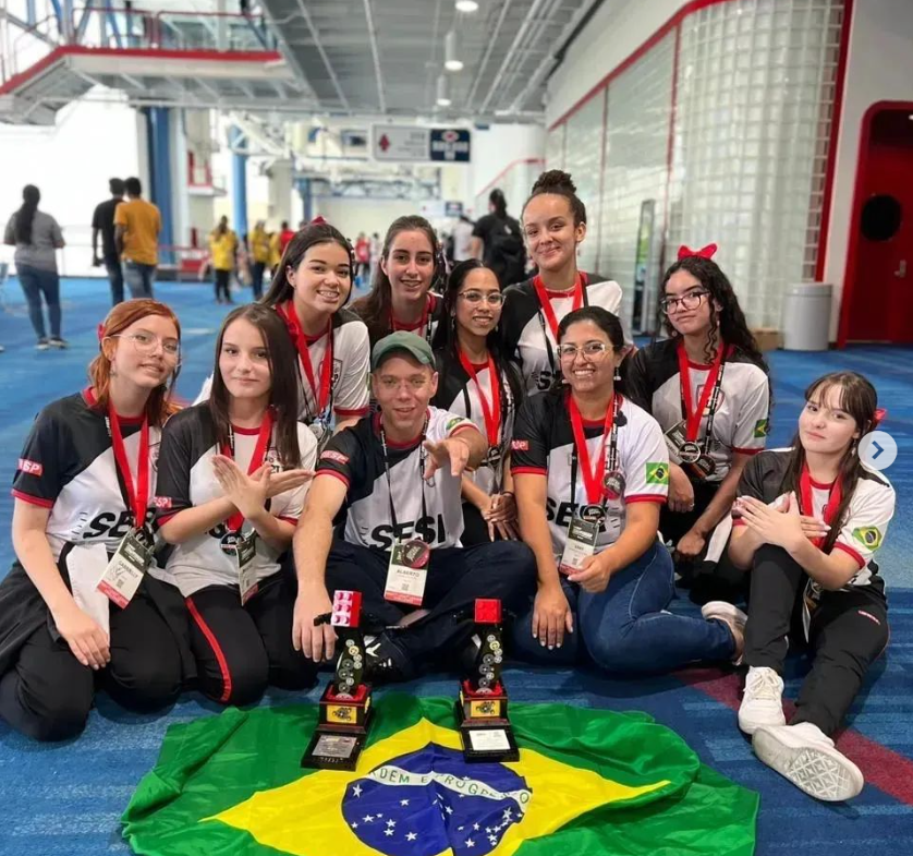 Alunas do SESI Campo Limpo Paulista vencem mundial de Robótica em Houston