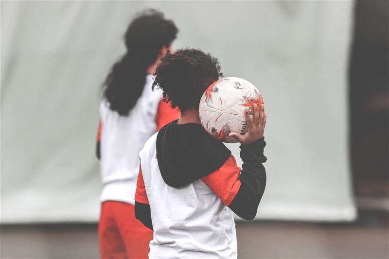 SESI Jundiaí abre inscrições para aulas de futebol feminino  