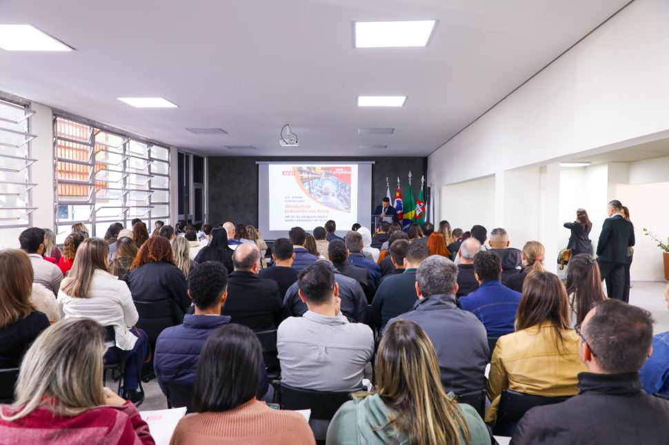 SESI Jundiaí promove Workshop Indústria em Foco com debates sobre segurança, saúde e ergonomia no trabalho