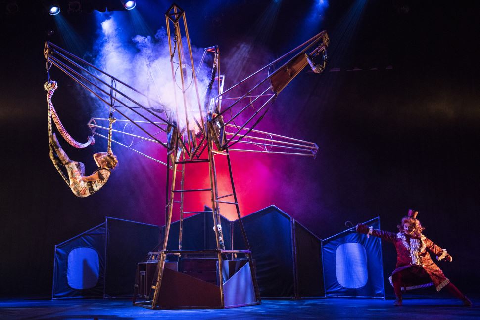 ESPETÁCULO NO SESI SÃO JOSÉ DOS CAMPOS REVIVE AS AVENTURAS DE WENDY E PETER COM RECURSOS DA DANÇA E DO CIRCO