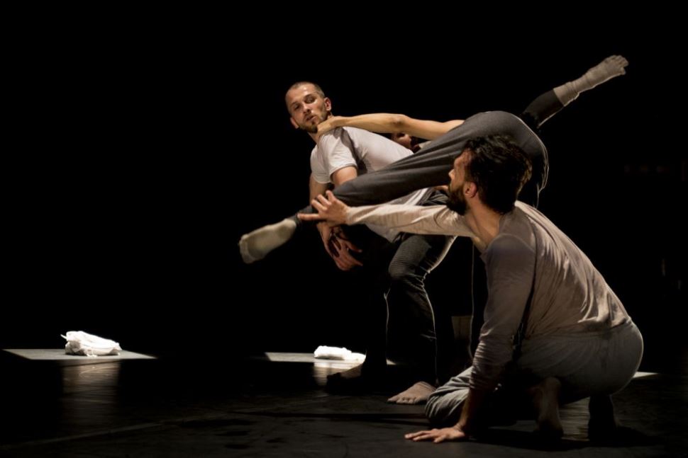 ESPETÁCULO NO SESI SÃO JOSÉ DOS CAMPOS REFLETE A RECONEXÃO DO HOMEM COM SEU INTERIOR 