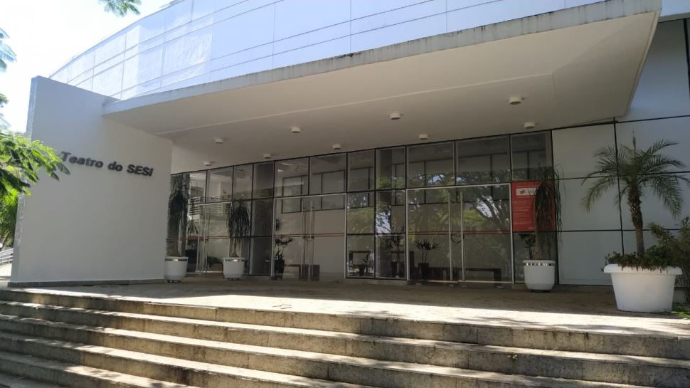 Sábado tem bate papo após Feira de Troca de Livros 