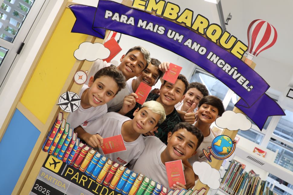 Alunos recebem passaporte de leitura 