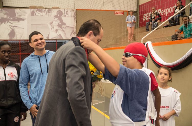 HOMENAGEM DIA DA INDÚSTRIA