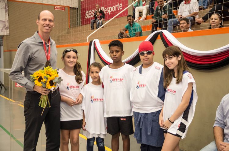 HOMENAGEM DIA DA INDÚSTRIA