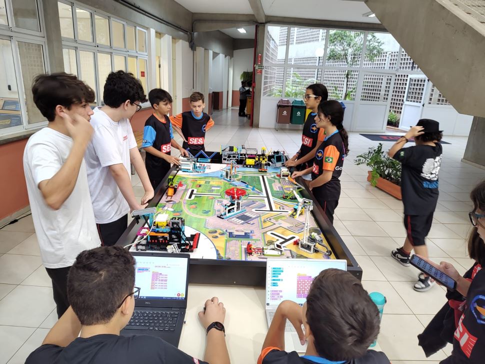 Estudantes do Sesi Limeira  apresentam 1º Workshop de Robótica