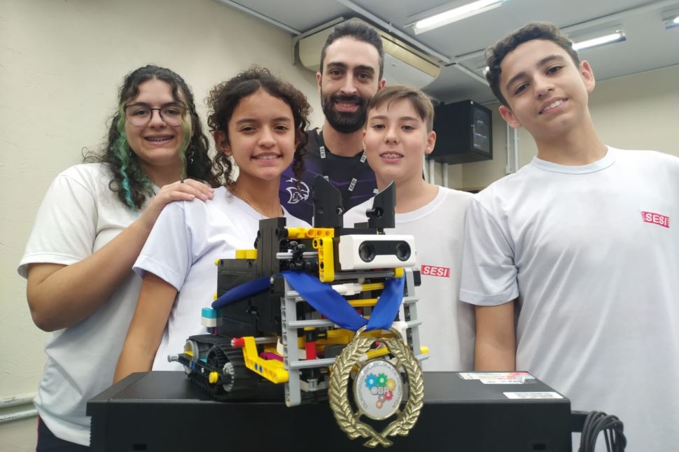 Alunos do Sesi Limeira fazem história na Olimpíada Brasileira de Robótica