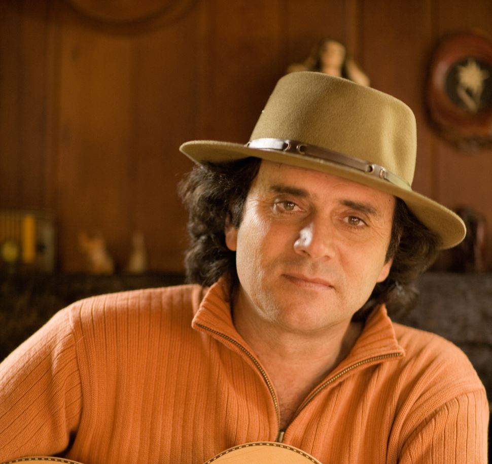Carismático, Almir Sater faz show com ingressos gratuitos no CAT Sesi Limeira