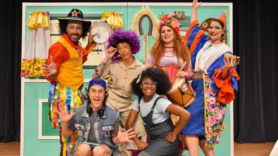 Espetáculo gratuito ‘Por todos os cantos e contos’ se apresenta no Sesi Piracicaba