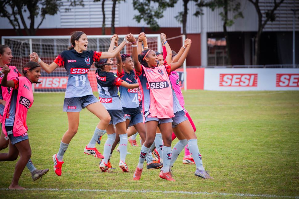 SESI-SP vence o Sfera, assume terceira colocação e fica perto da classificação no Paulista Feminino Sub-15 