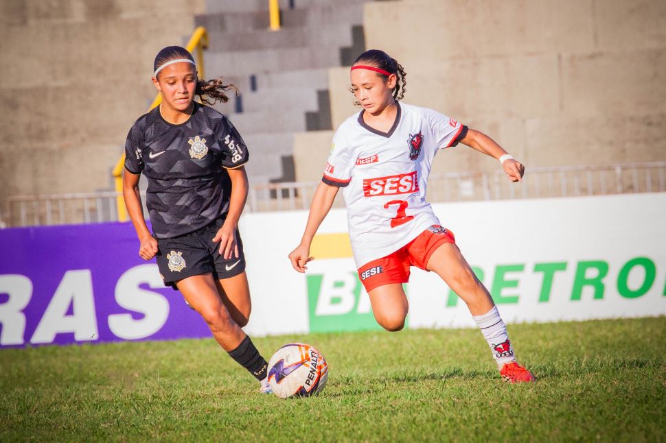Na estreia do Paulista Feminino Sub-13, SESI-SP é superado pelo Corinthians