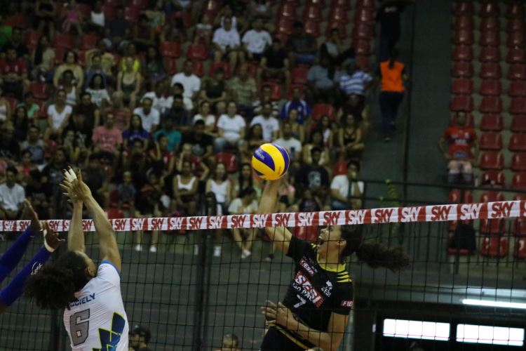 volei sesi  marília 