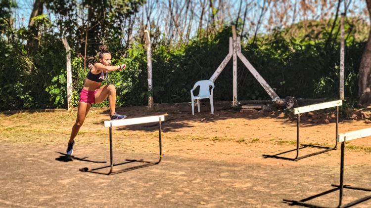 Julia atletismo marilia 3