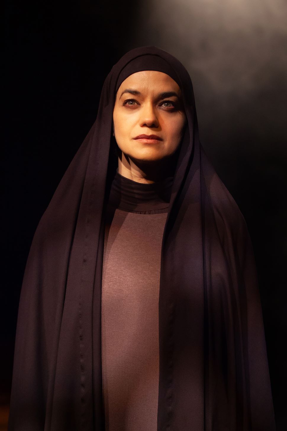 Sesi Marília recebe espetáculo sobre Teresa d’Avila com a atriz Ana Cecília Costa e Joca Andreazza 