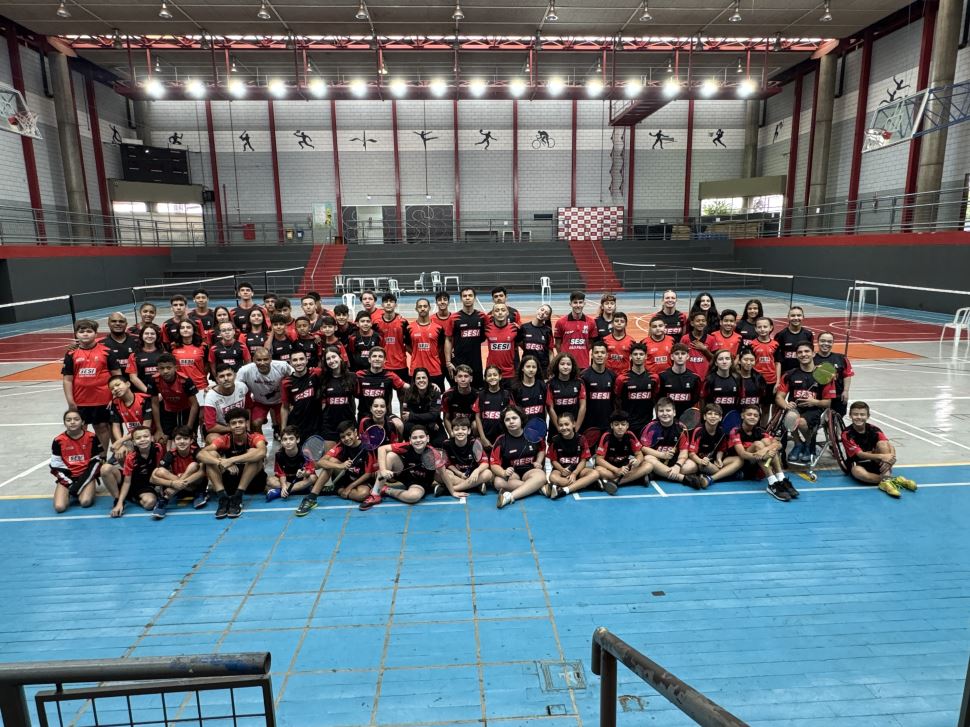 Atletas de Badminton do Sesi-SP participam de série de amistosos em Marília