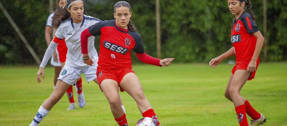 SESI Marília abre vagas gratuitas para modalidades esportivas: oportunidade para crianças e jovens se desenvolverem no esporte