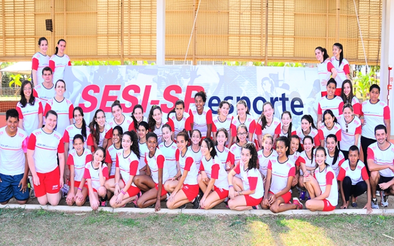 Assinatura do Programa SESI-SP Atleta do Futuro em matão