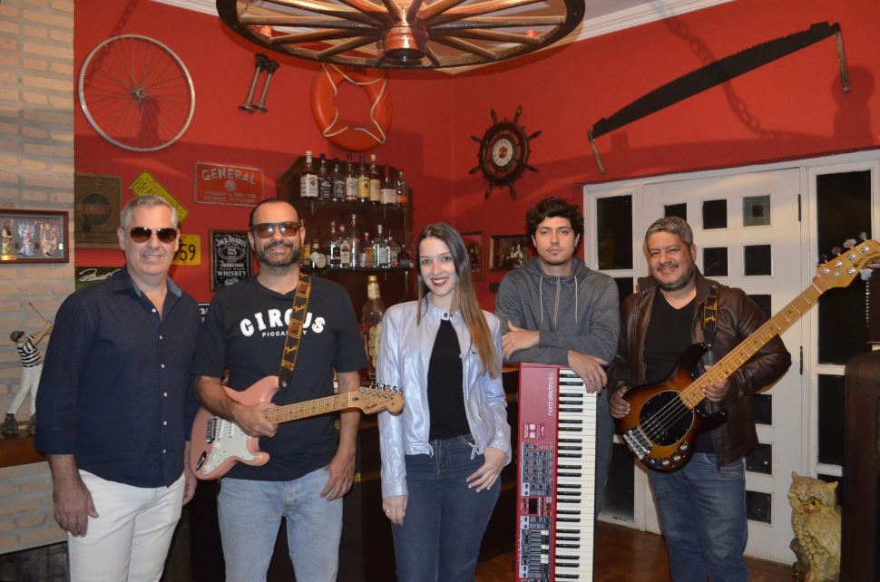 Show no Sesi Matão resgata músicas que marcaram época na década de 70