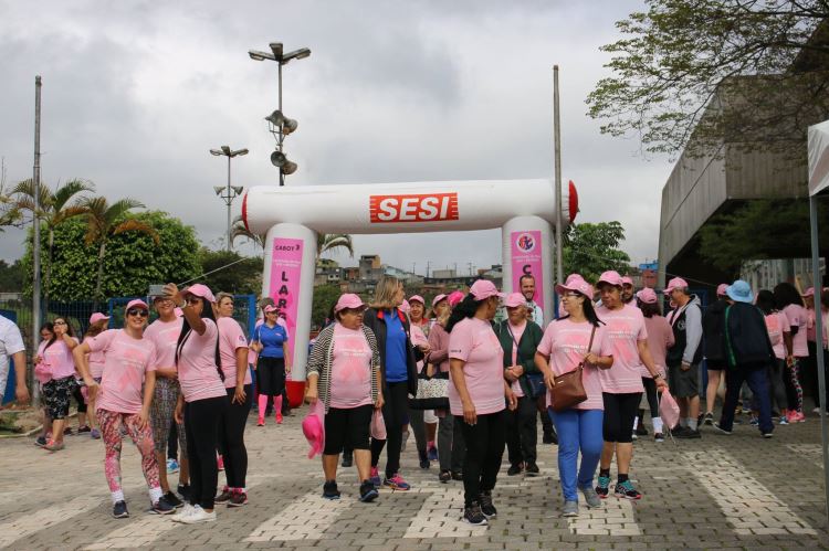 Outubro Rosa -  Caminhada do Centro de Atividades do SESI Mauá