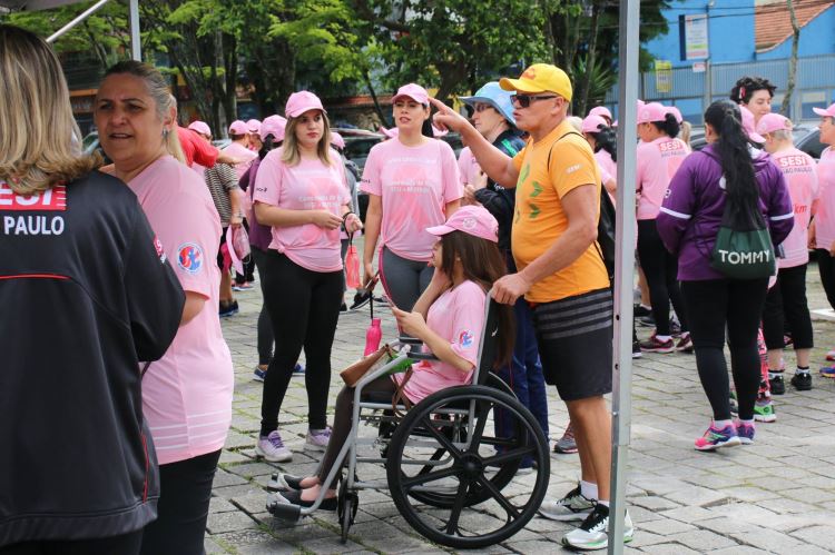 Outubro Rosa -  Caminhada do Centro de Atividades do SESI Mauá