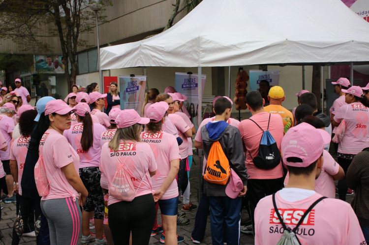 Outubro Rosa -  Caminhada do Centro de Atividades do SESI Mauá