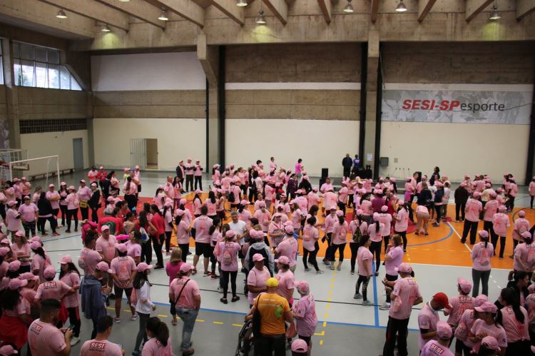 Outubro Rosa -  Caminhada do Centro de Atividades do SESI Mauá