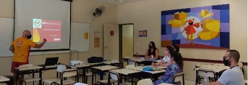 Crise convulsiva é tema de palestra para estagiários e professores