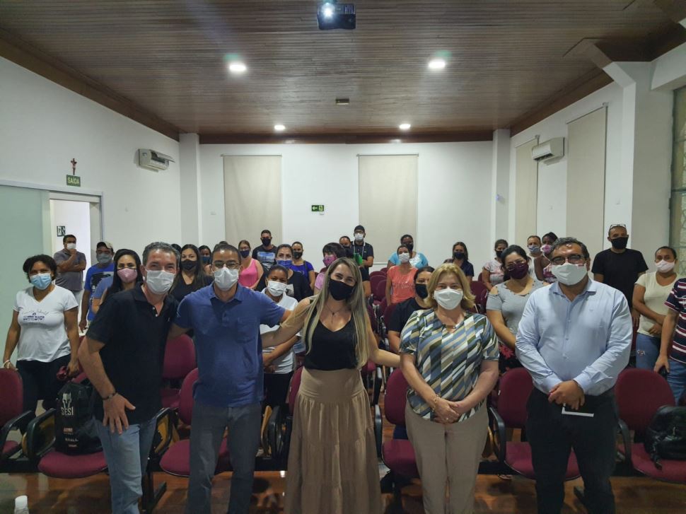 Aula inaugural marca início do EJA em Espírito Santo do Pinhal