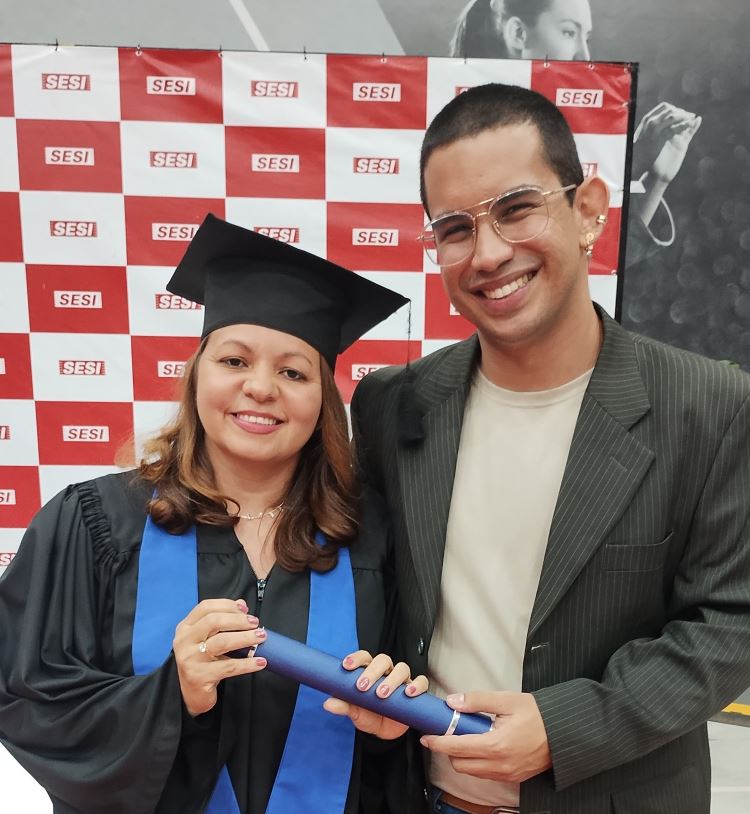 EJA - Formatura quadrado