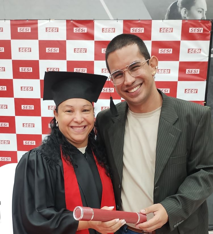EJA - Formatura quadrado