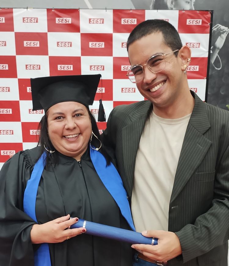 EJA - Formatura quadrado