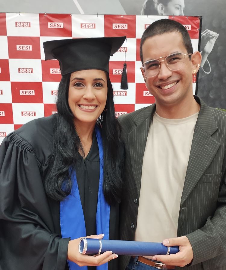 EJA - Formatura quadrado