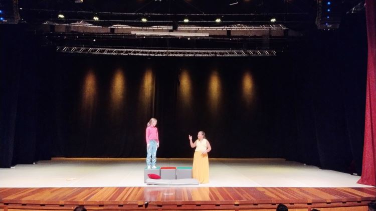 Mostra Arte Cênicas
