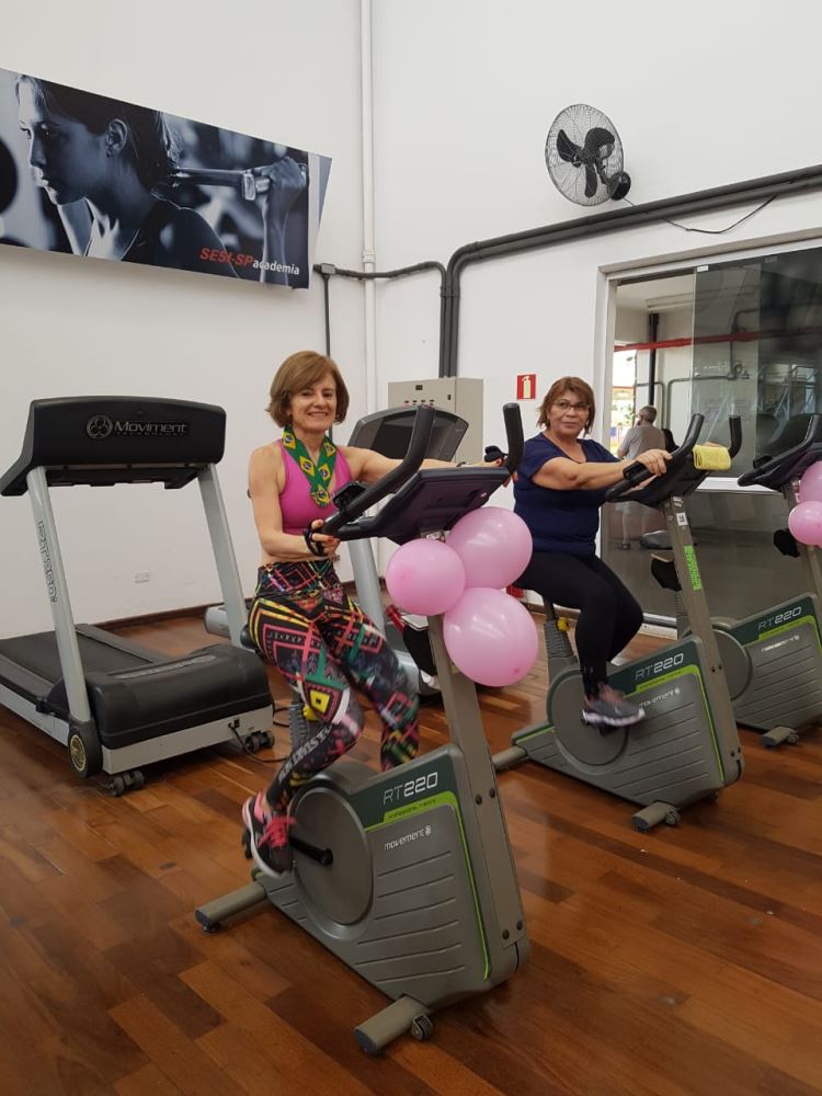 outubro-rosa-academia