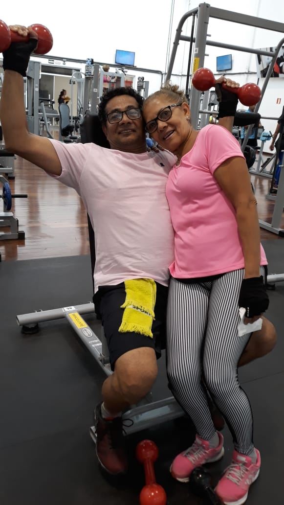 outubro-rosa-academia