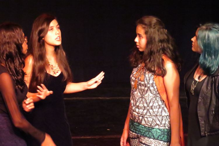 NAC 12-15 2018 Dormindo de Touca