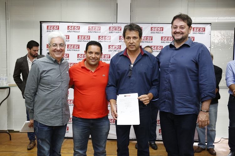 sesi ourinhos Sr. Paulo César Minozzi Prefeito de Timburí