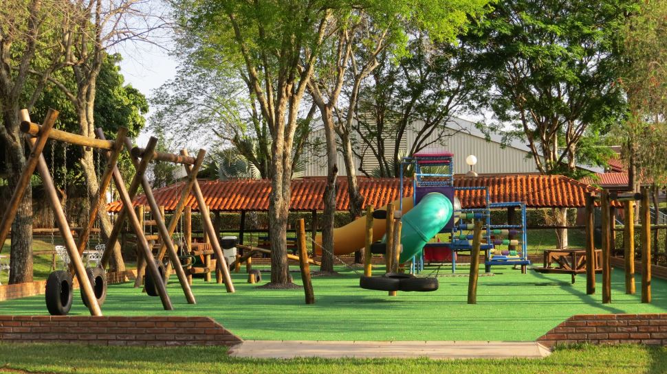                                playground sesi ourinhos