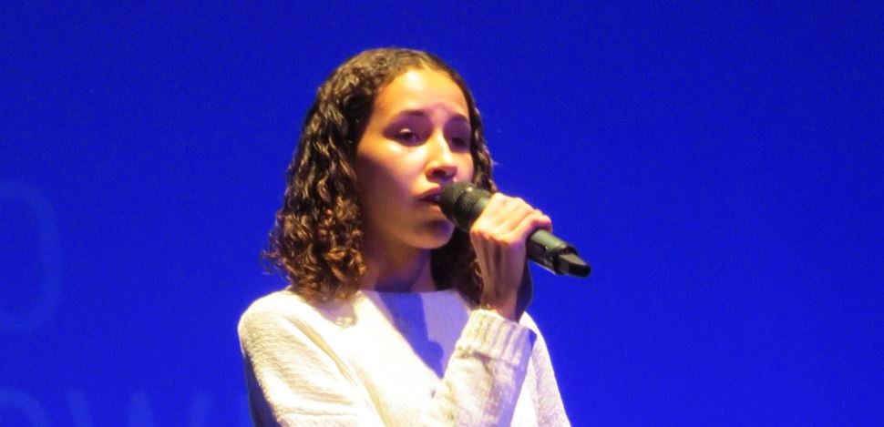 Aluna da Escola SESI de Ourinhos é Semifinalista entre 1616 inscritos no Fest Voz, festival que elege talento em canto realizado pelo SESI SP